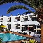 Aparthotel La Tegala 2*