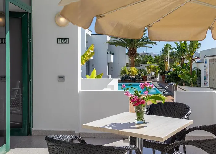 La Tegala מלון דירות 2*