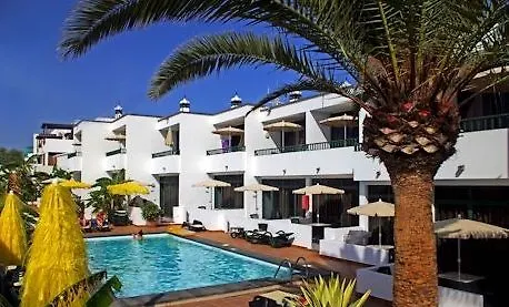 アパートホテル La Tegala 2*